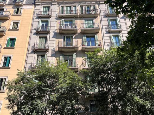 4 Dormitorio Apartamentos Barcelona Catalonia LS102308803