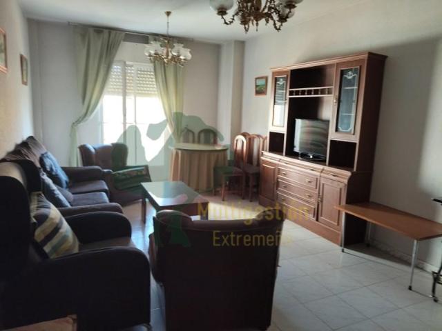4 Dormitorio Apartamentos Cáceres Cáceres 96205980
