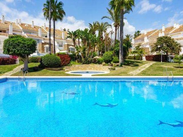 4 Dormitorio Multi Family Estepona Andalucía LS98303425