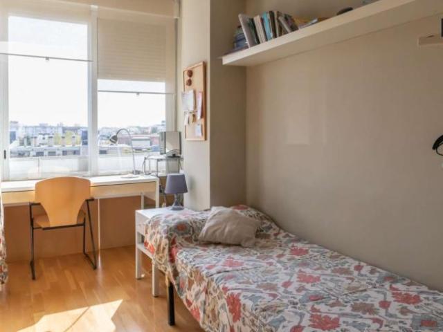 4 Dormitorio Shared Living/Roommate Madrid Madrid 98709715