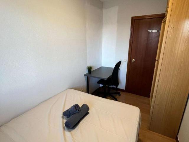 4 Dormitorio Shared Living/Roommate Madrid Madrid LS82375671