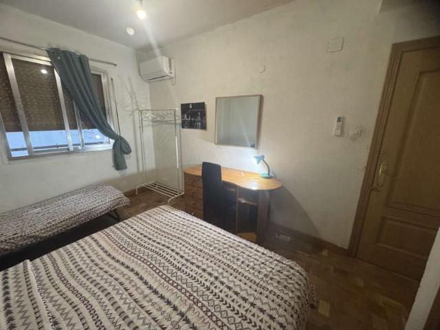 4 Dormitorio Shared Living/Roommate Madrid Madrid LS97010270