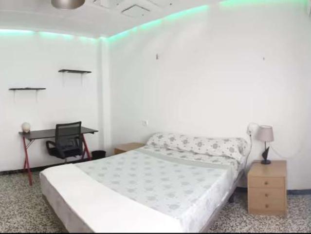 4 Dormitorio Shared Living/Roommate Alicante Alicante 94120258