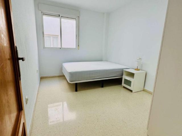 4 Dormitorio Shared Living/Roommate Almeria Almeria 101822888