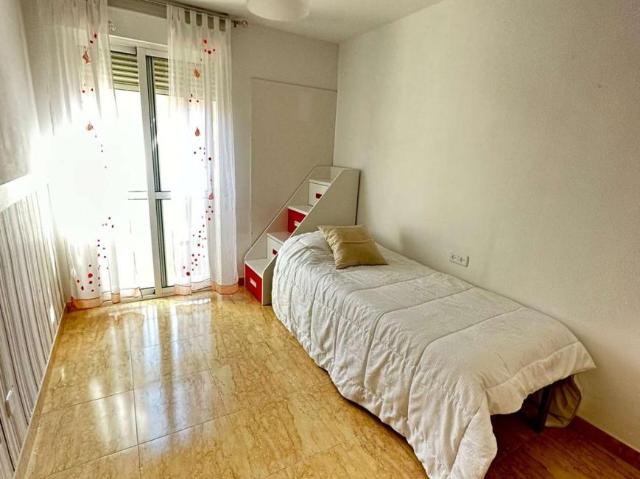 4 Dormitorio Shared Living/Roommate Almeria Almeria 103926314