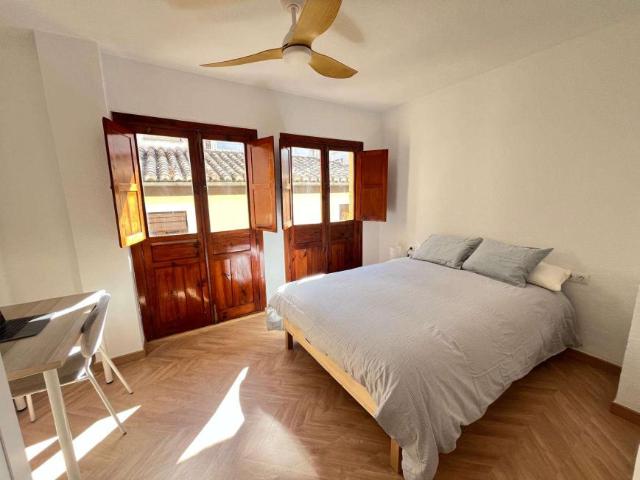 4 Dormitorio Shared Living/Roommate Granada Granada 95813148