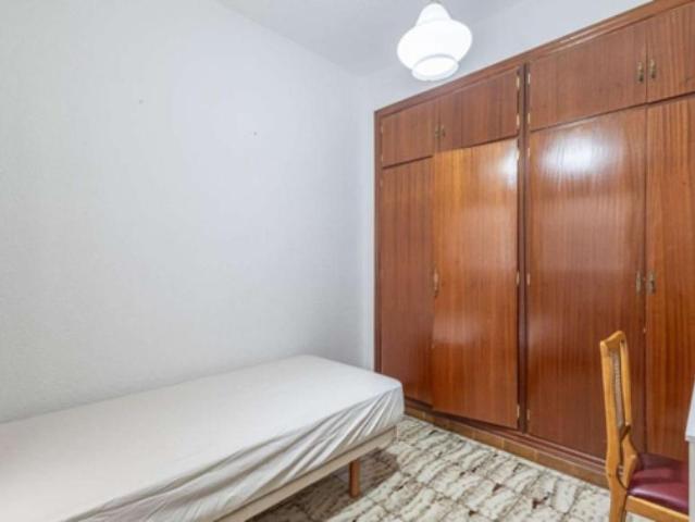4 Dormitorio Shared Living/Roommate Granada Granada LS96308037