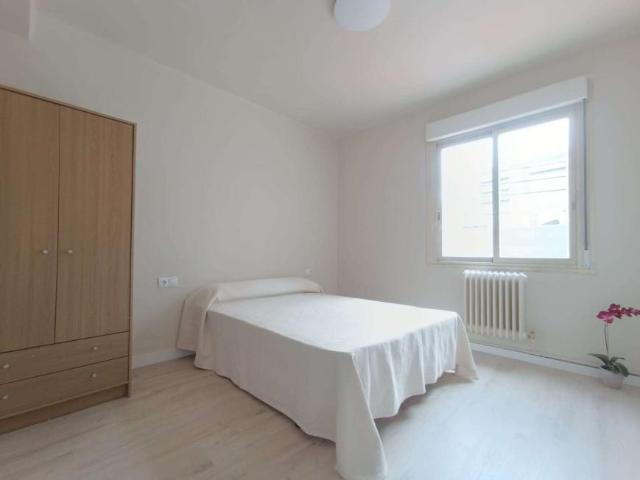 4 Dormitorio Shared Living/Roommate Pamplona Pamplona 103926218
