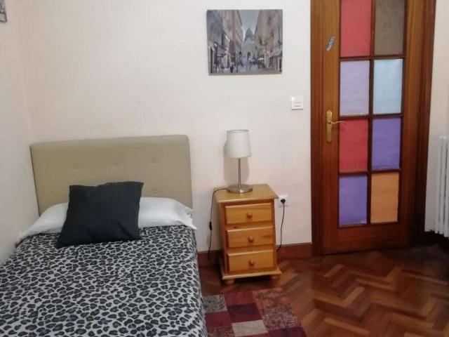 4 Dormitorio Shared Living/Roommate San Sebastian San Sebastian 87795954