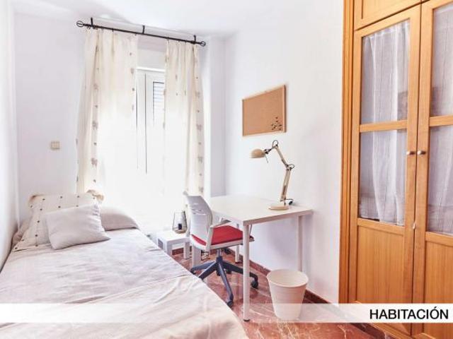 4 Dormitorio Shared Living/Roommate Seville Seville 65403487
