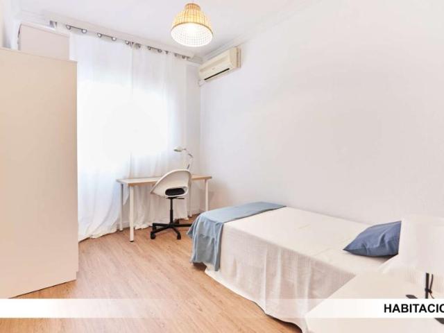 4 Dormitorio Shared Living/Roommate Seville Seville 101761969