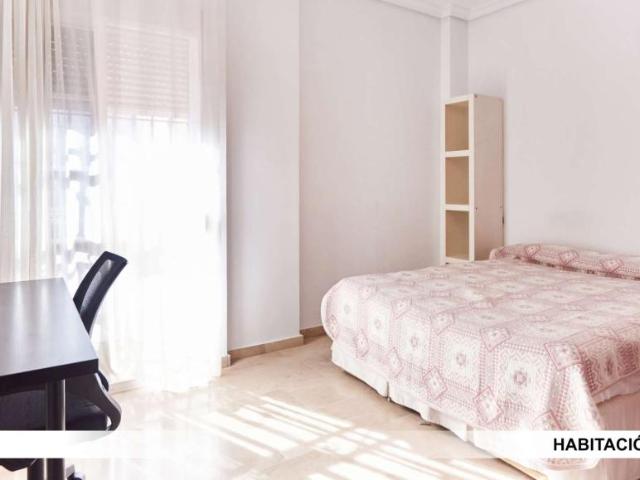4 Dormitorio Shared Living/Roommate Seville Seville 101770768