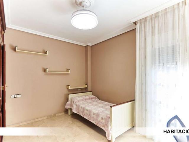 4 Dormitorio Shared Living/Roommate Seville Seville 101813749
