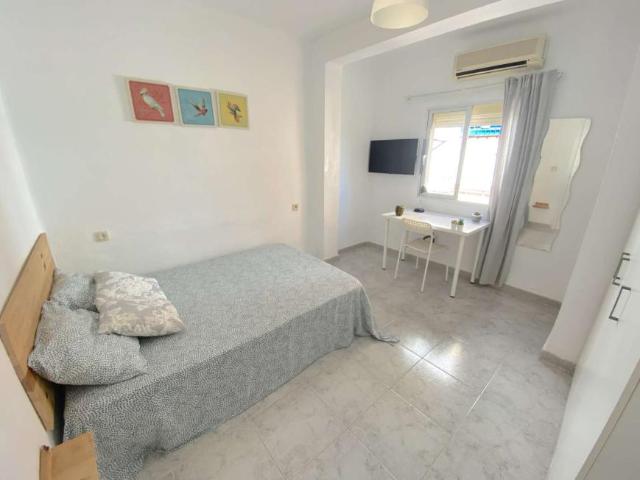 4 Dormitorio Shared Living/Roommate Seville Seville 101020822