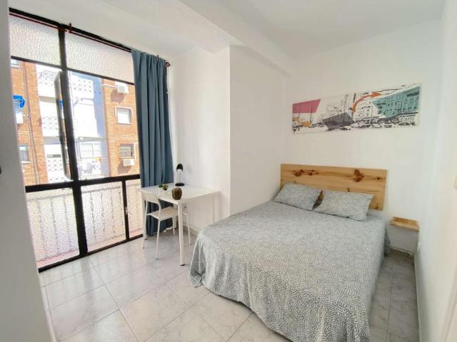 4 Dormitorio Shared Living/Roommate Seville Seville LS101020820