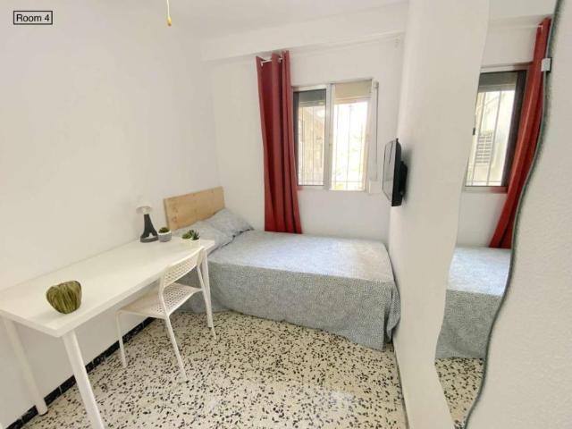 4 Dormitorio Shared Living/Roommate Seville Seville LS101021431