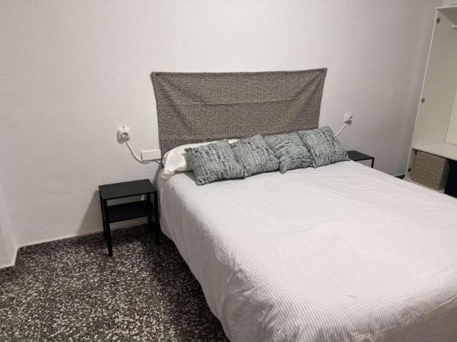 4 Dormitorio Shared Living/Roommate Valencia Valencia 101820173