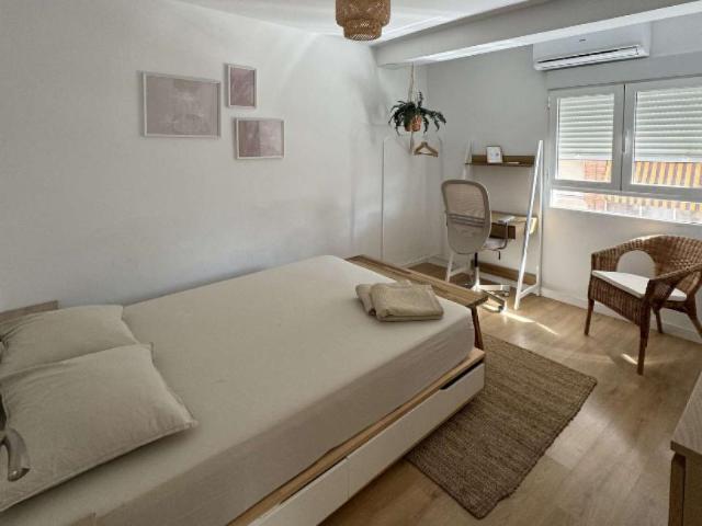4 Dormitorio Shared Living/Roommate Valencia Valencia 102471069