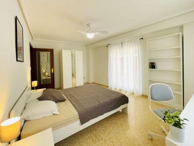 4 Dormitorio Shared Living/Roommate Valencia Valencia 102664454