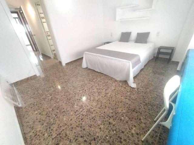 4 Dormitorio Shared Living/Roommate Valencia Valencia 102664724
