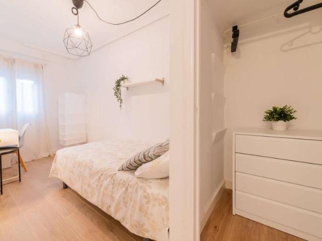 4 Dormitorio Shared Living/Roommate Valencia Valencia 102918196