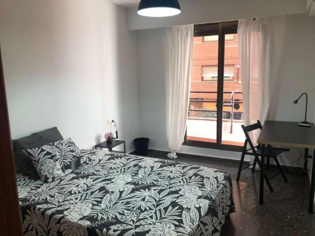 4 Dormitorio Shared Living/Roommate Valencia Valencia 104801772