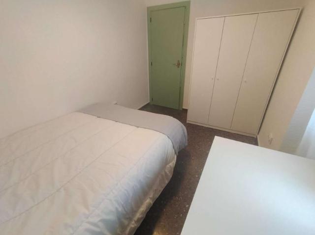 4 Dormitorio Shared Living/Roommate Valencia Valencia 104803407