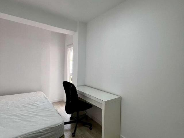 4 Dormitorio Shared Living/Roommate Valencia Valencia 76393697
