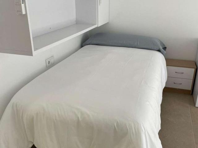 4 Dormitorio Shared Living/Roommate Valencia Valencia 82777739