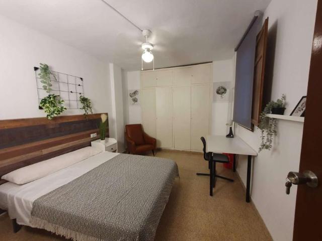 4 Dormitorio Shared Living/Roommate Valencia Valencia 99830832