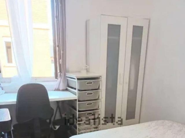 4 Dormitorio Shared Living/Roommate Valencia Valencia 90929818