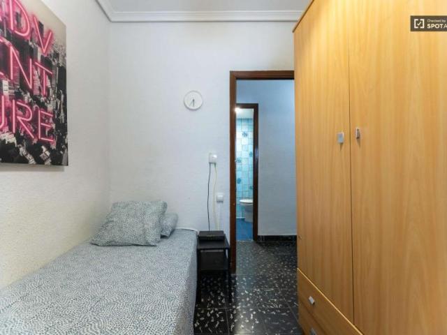 4 Dormitorio Shared Living/Roommate Valencia Valencia 91327489