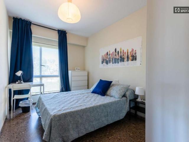 4 Dormitorio Shared Living/Roommate Valencia Valencia 91328698
