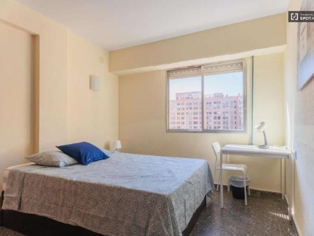 4 Dormitorio Shared Living/Roommate Valencia Valencia 91328778