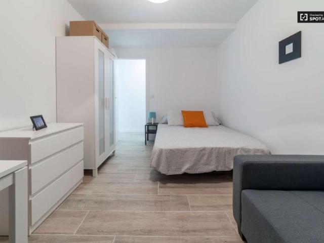 4 Dormitorio Shared Living/Roommate Valencia Valencia 91328906