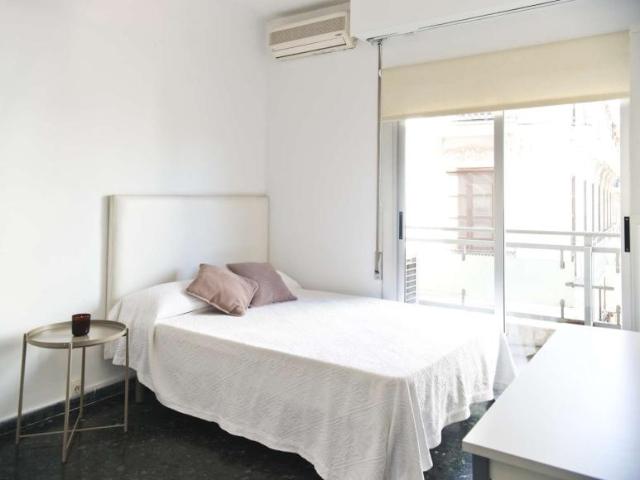 4 Dormitorio Shared Living/Roommate Valencia Valencia 91454847