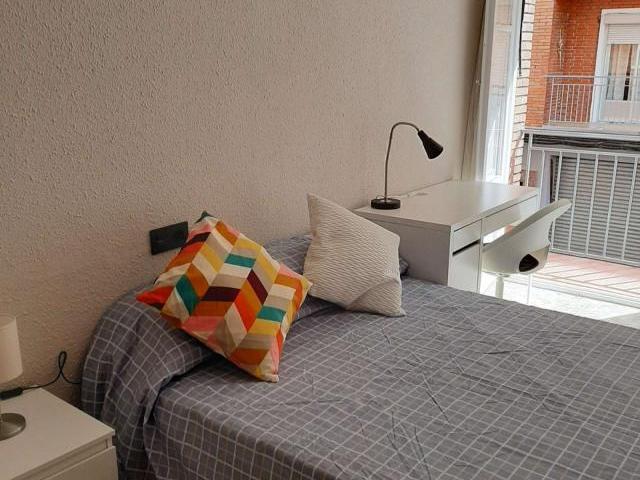 4 Dormitorio Shared Living/Roommate Zaragoza Zaragoza 64533383