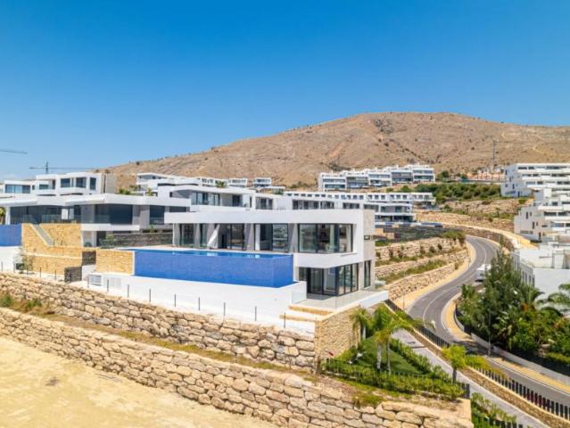 4 Dormitorio Villa FINESTRAT ALICANTE LS96685321