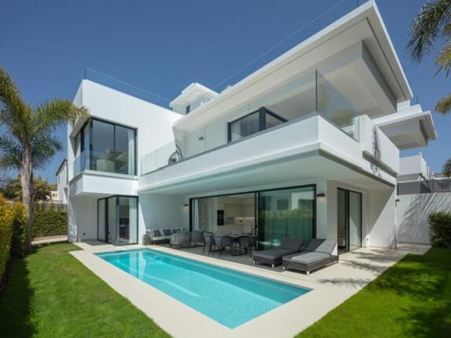 4 Dormitorio Villa Marbella Málaga 98118531