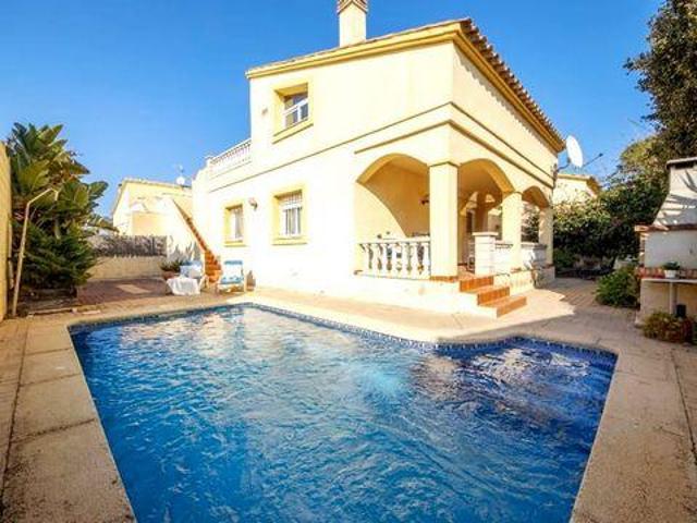 4 Dormitorio Villa Miami Platja CataluñaCatalonia 98303570