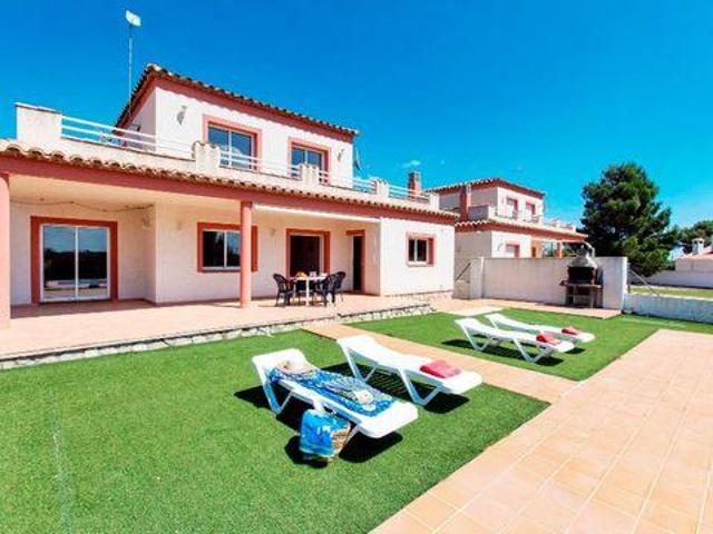 4 Dormitorio Villa Miami Platja CataluñaCatalonia 98303616