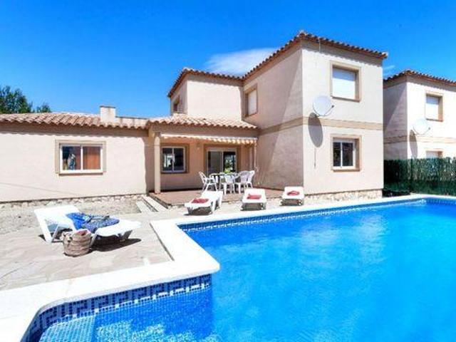 4 Dormitorio Villa Miami Platja CataluñaCatalonia 98303872