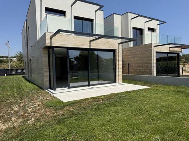 4 Dormitorio Villa Palamós CataluñaCatalonia 98133915
