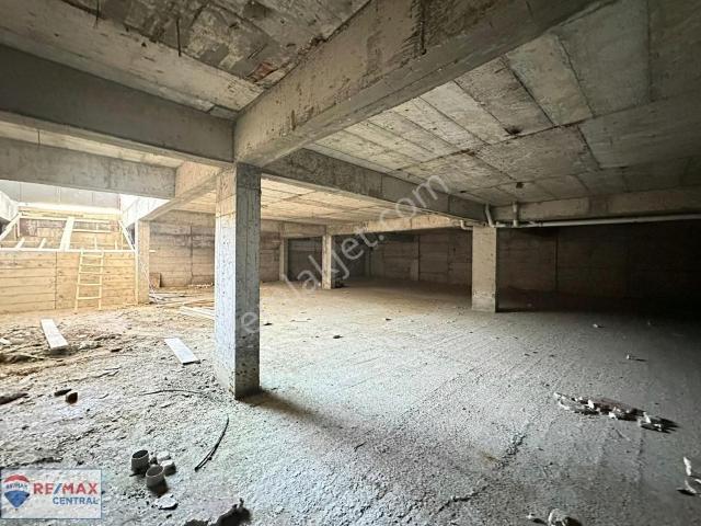 4 Eylül Sanayide Kiralık Depolu Geniş İşyeri