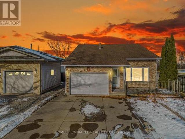 4 Eastwood Drive, Welland, ON, L3C 6W3 house for sale | Listing ID X13471 | Royal LePage
