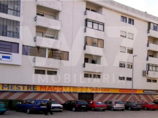 4 Fracções em Santarém Comércio Para Venda/Arrendamento