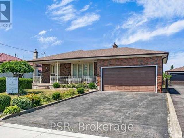 4 Gatesgill Crescent, Toronto, ON, M3M 1X9 house for sale | Listing ID W13571 | Royal LePage