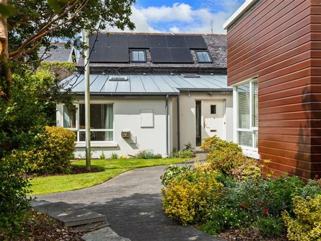 4 Glebe House Gardens, Clonakilty, West Cork Hodnett Forde Property Services 4936 MyHome. Ie Residential