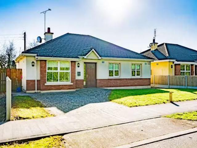 4 Grand Canal Court, Tullamore, Offaly, R35 F4W9