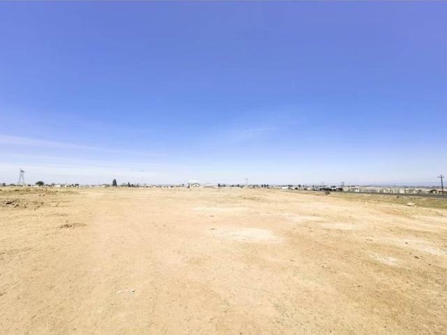 4 ha Farm in Newcastle Central